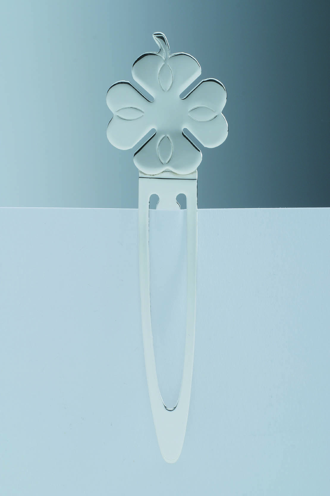 Strieborná záložka do knihy Štvorlístok